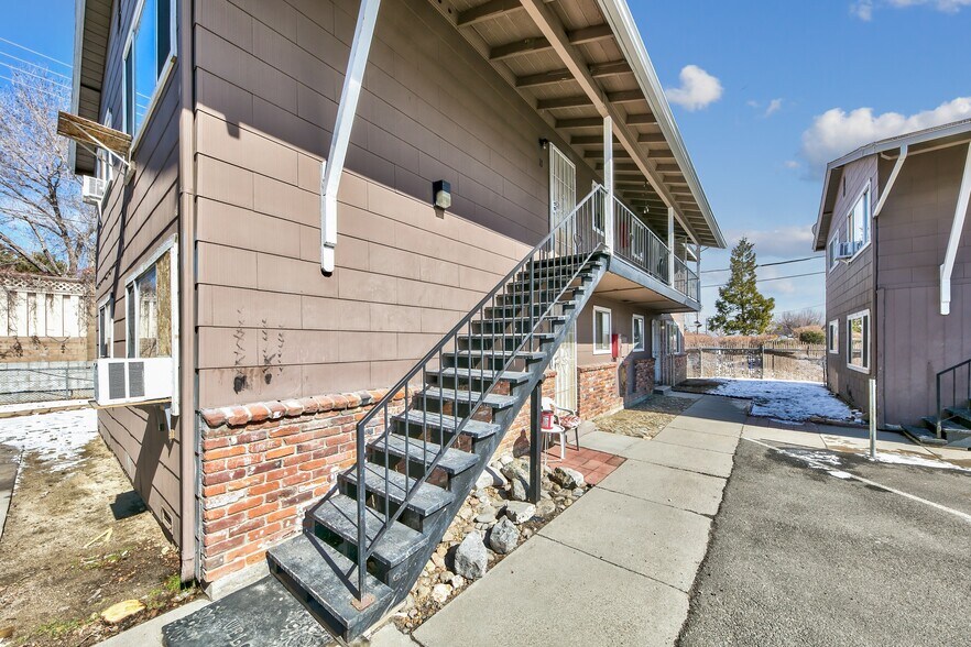 More Photos Of 420 Lee St, Carson City Apartments For Sale