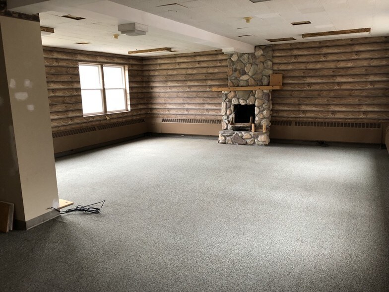 More Photos Of 18430 Utica Rd, Roseville Religious Facility For Sale