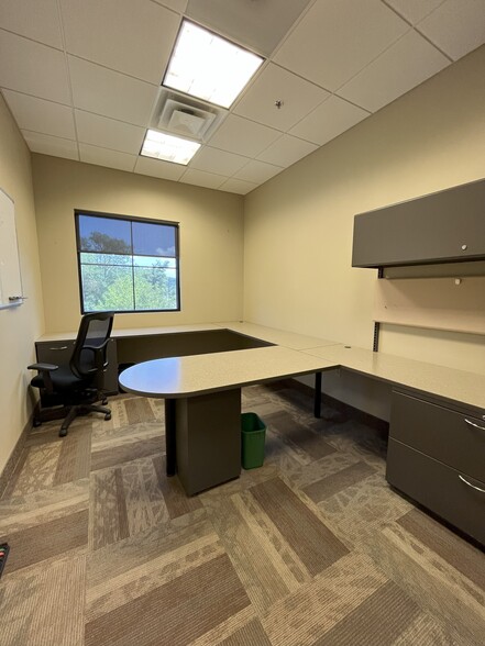 More Photos Of 189 N Main St, Middleton Office For Lease