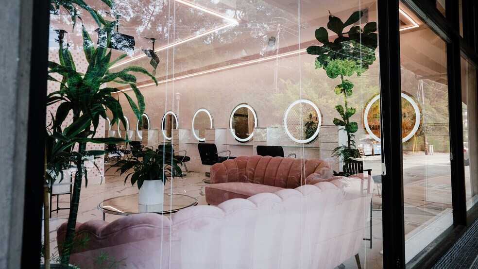 More Photos Of 230 De Anza Blvd, San Mateo General Retail For Lease