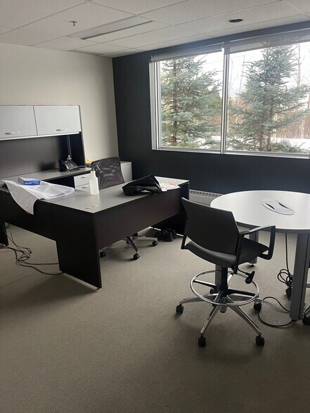 More Photos Of 2110-2130 De La Chute-Du-Diable Rue, Chicoutimi Industrial For Lease