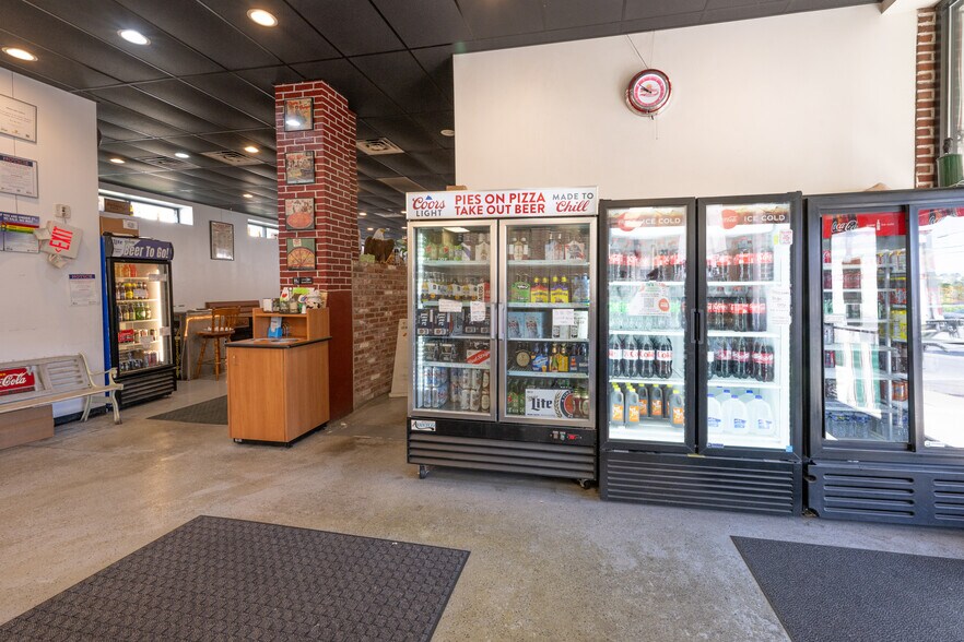 More Photos Of 601 Front St, Catasauqua Restaurant For Sale
