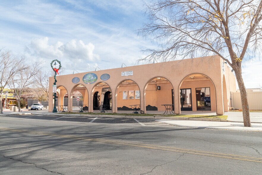 Primary Photo Of 443 Nevada Way, Boulder City Fast Food For Lease