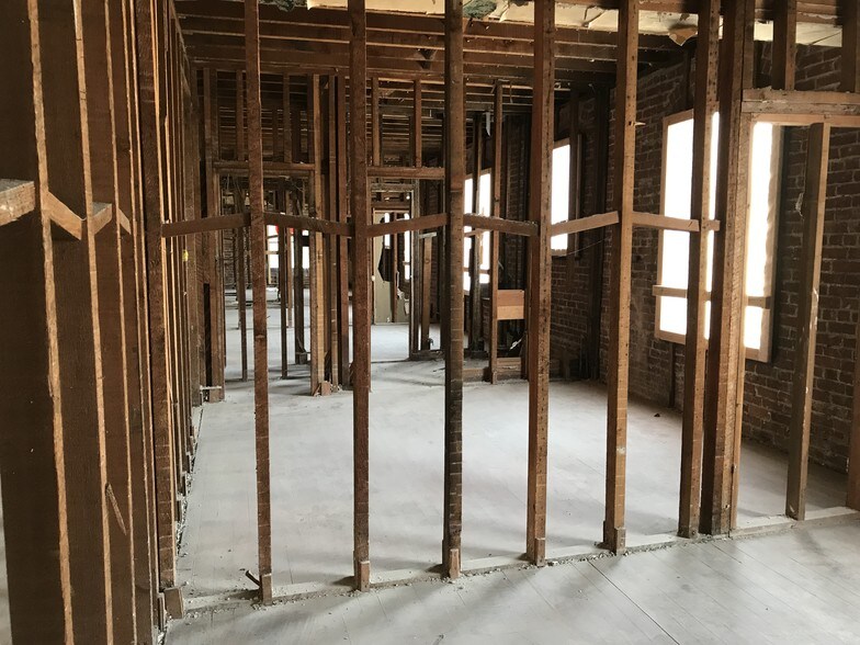 More Photos Of 272 N State St, Ukiah Hotel For Sale