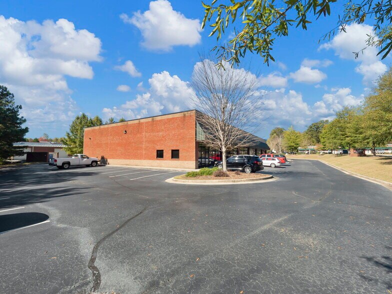 More Photos Of 5224 Palmero Ct, Buford Flex For Sale