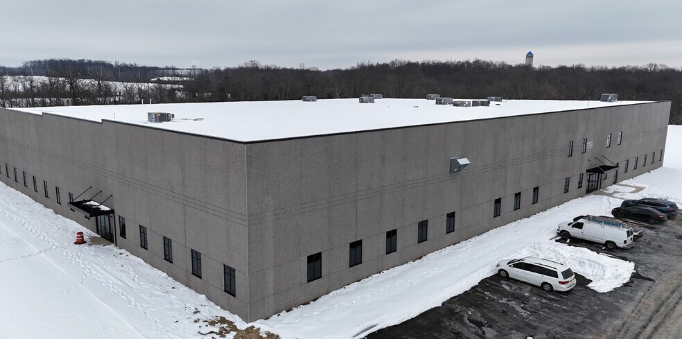 Primary Photo Of 1245 Kingsview Dr, Lebanon Industrial For Lease