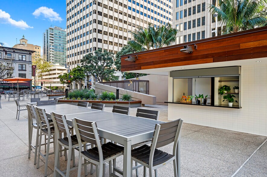 More Photos Of 600 B St, San Diego Office For Lease