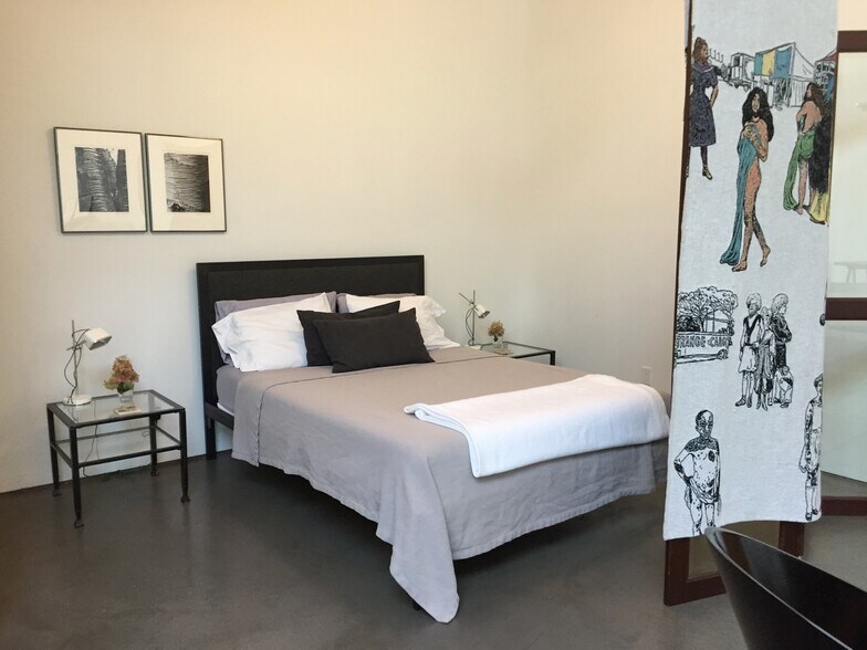 More Photos Of , Hudson Unknown For Sale