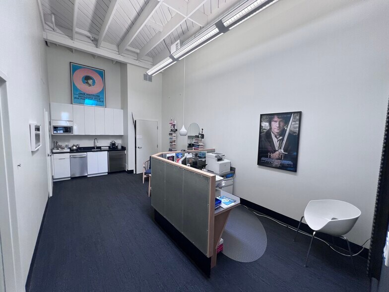 More Photos Of 2115-2117 4th St, Berkeley Loft Creative Space For Lease