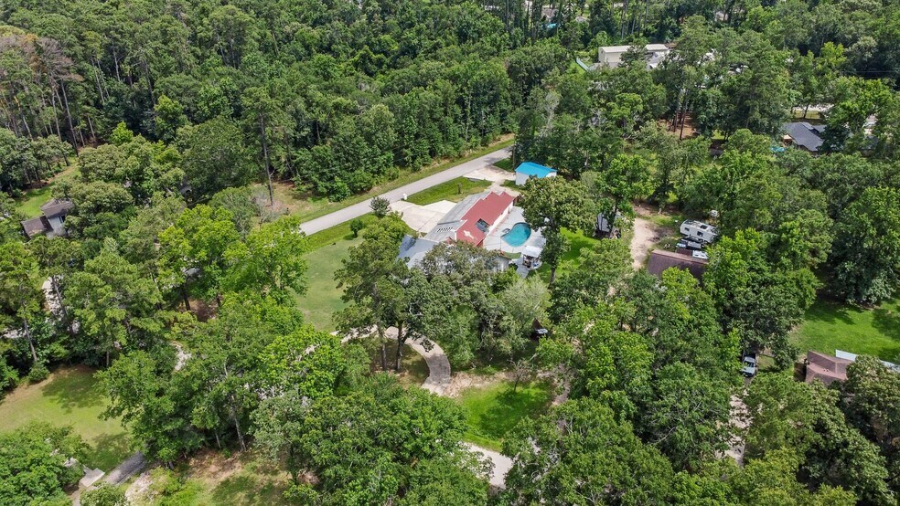 More Photos Of 2042 Teal Dr, Spring Dormitory For Sale