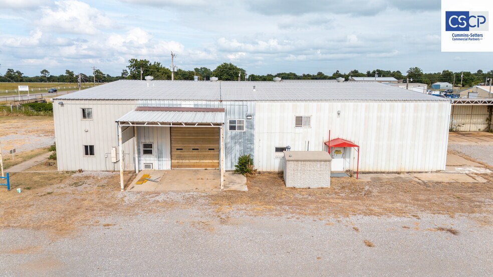 More Photos Of 1175 State Hwy 19, Chickasha Manufacturing For Lease