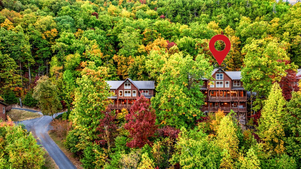 More Photos Of 1960 Blackthorn Trl, Sevierville Hospitality For Sale