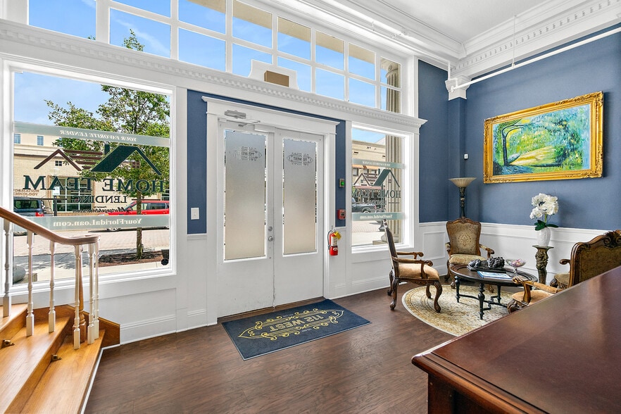 More Photos Of 112 W Indiana Ave, Deland Office For Lease