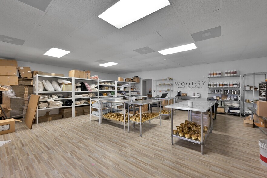 More Photos Of 23233 Snook Ln, Tomball Storefront Retail Office For Lease
