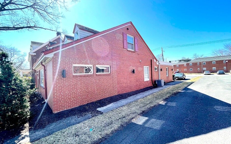 More Photos Of 2608 N Third St, Harrisburg Office Residential For Sale