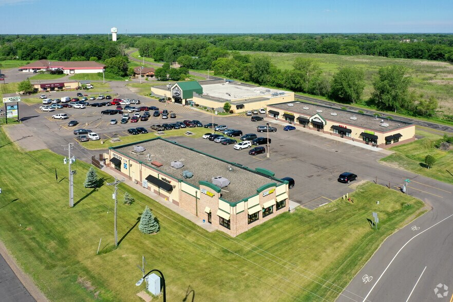 More Photos Of 11488-11506 Brink Ave, Chisago City General Retail For Lease