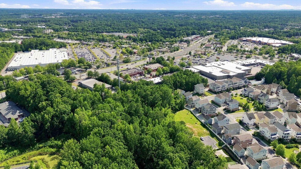 More Photos Of 12872 State Highway 9, Alpharetta Storefront For Lease