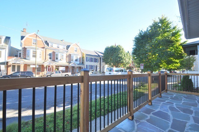 More Photos Of 126-128 E Broad St, Bethlehem Office Residential For Sale