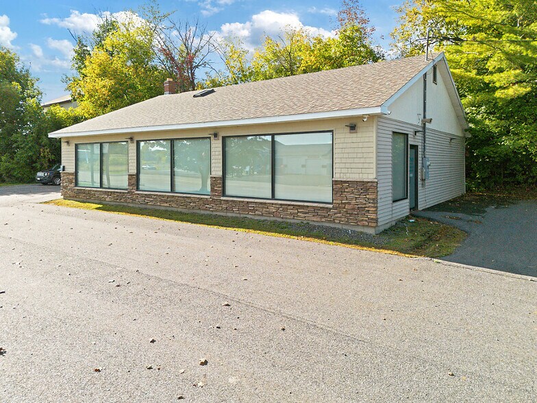 Primary Photo Of 208 College Ave, Waterville Office For Lease