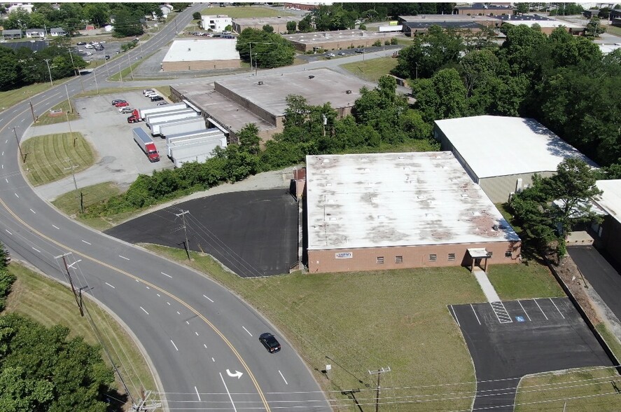 More Photos Of 2401 Schirra Pl, High Point Manufacturing For Lease