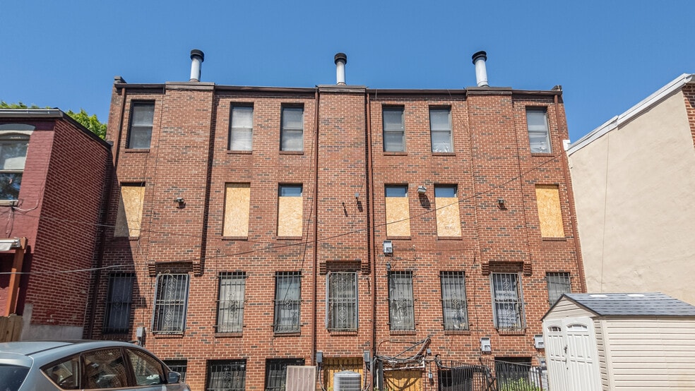 More Photos Of 245-249 8th St NE, Washington Apartments For Sale