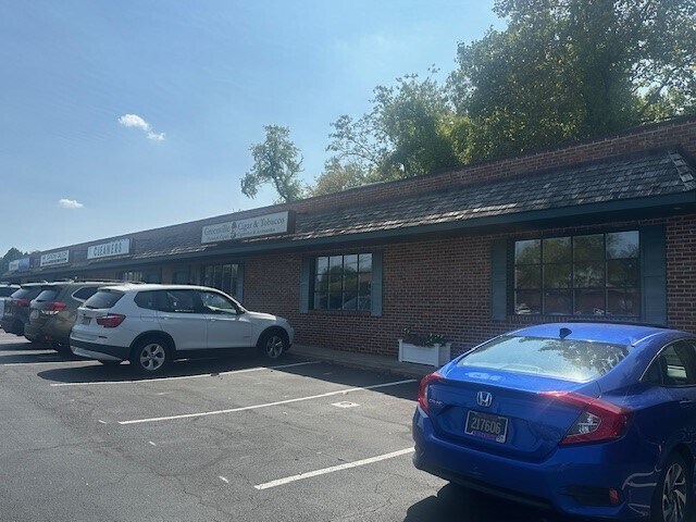 More Photos Of 3920 Kennett Pike, Wilmington Storefront For Lease