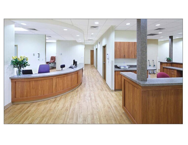 More Photos Of 1509 Hopmeadow St, Simsbury Medical For Lease