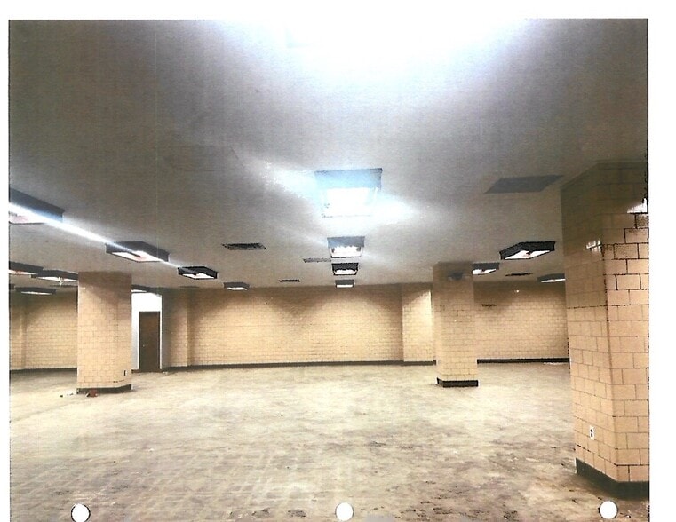 More Photos Of 11770 Berea Rd, Lakewood Office For Sale