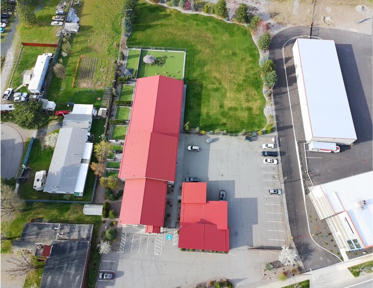 More Photos Of 19223-19225 E Appleway Ave, Spokane Valley Freestanding For Lease