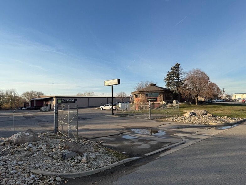 Primary Photo Of 2021 N Redwood Rd, Salt Lake City Warehouse For Lease