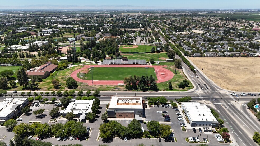 More Photos Of 3900 Geer Rd, Turlock Medical For Sale