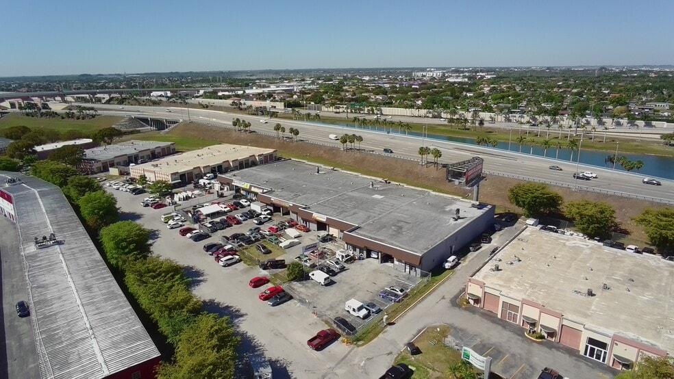 More Photos Of 12250-12282 SW 117th Ct, Miami Service For Sale