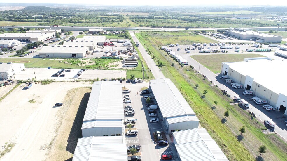 More Photos Of 7637 Fm 3009, Schertz Light Distribution For Sale