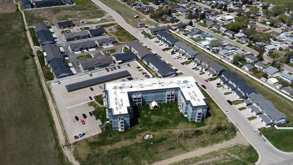 More Photos Of 1045 Bradley St, Moose Jaw Land For Sale