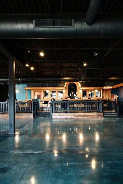 More Photos Of 5264 Verona Rd, Fitchburg General Retail For Sale