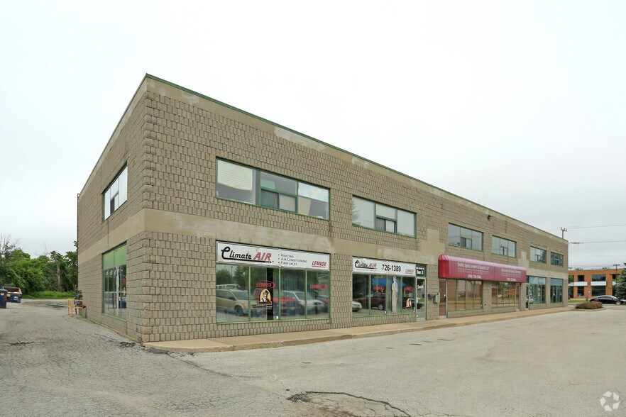 More Photos Of 660 Bayview Dr, Barrie Light Distribution For Lease