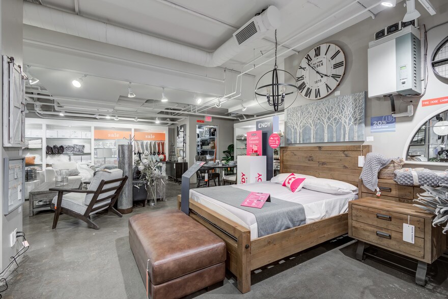 More Photos Of 275 King St E, Toronto Apartments For Lease