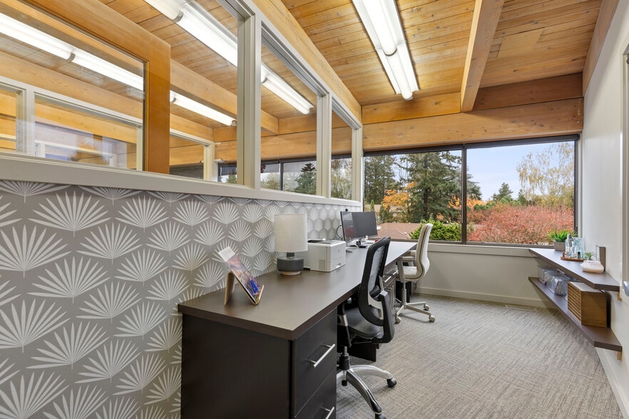 More Photos Of 9200 SW Barnes Rd, Portland Office For Sale