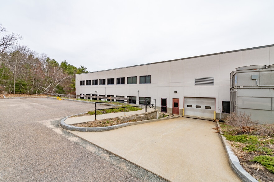 More Photos Of 5 Campanelli Cir, Canton Research And Development For Lease