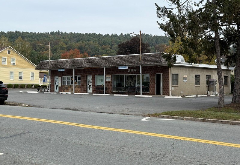 More Photos Of 307 W Harford St, Milford General Retail For Sale