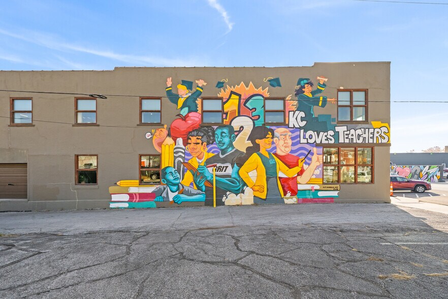 More Photos Of 3107-3111 Gillham Rd, Kansas City Storefront Retail Office For Sale