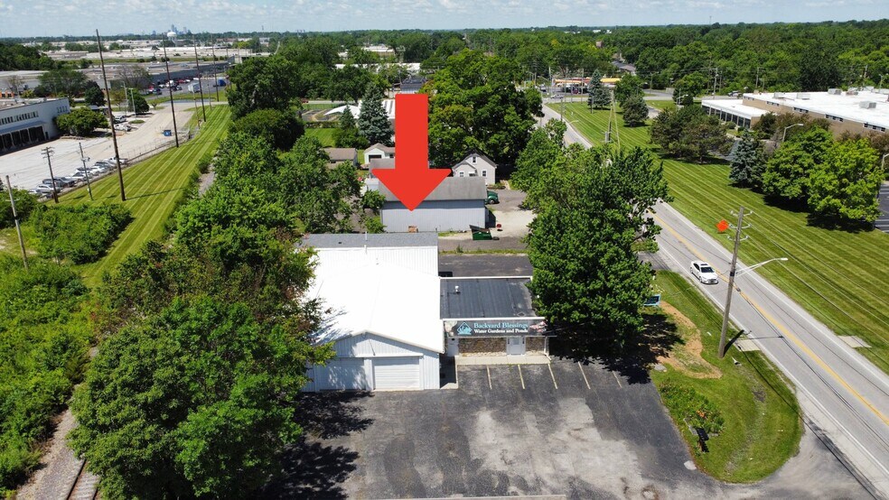 More Photos Of 8135 E 30th St, Indianapolis Light Manufacturing For Lease