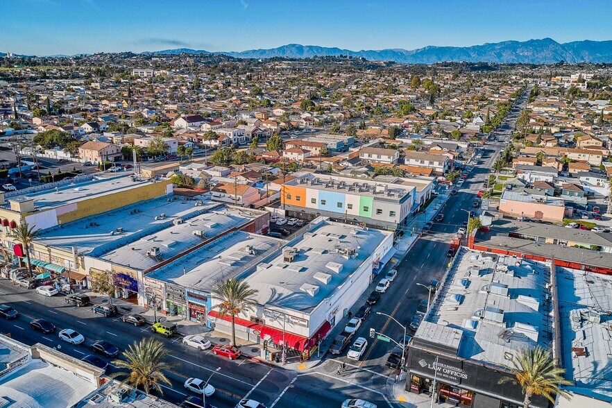 More Photos Of 4729-4735 Whittier Blvd, Los Angeles Convenience Store For Sale