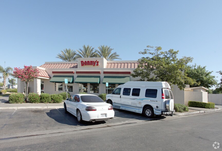 More Photos Of 1675 W Lacey Blvd, Hanford Unknown For Lease