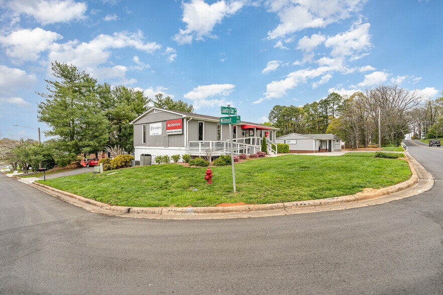 More Photos Of 1752 Country Club Rd, Gastonia Office Residential For Sale