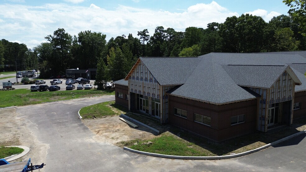 More Photos Of 8529 George Washington Memorial Hwy, Yorktown Medical For Lease