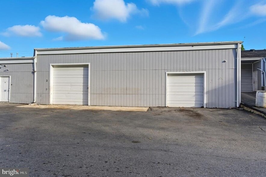 More Photos Of 534 Whitesville Rd, Jackson Service For Lease