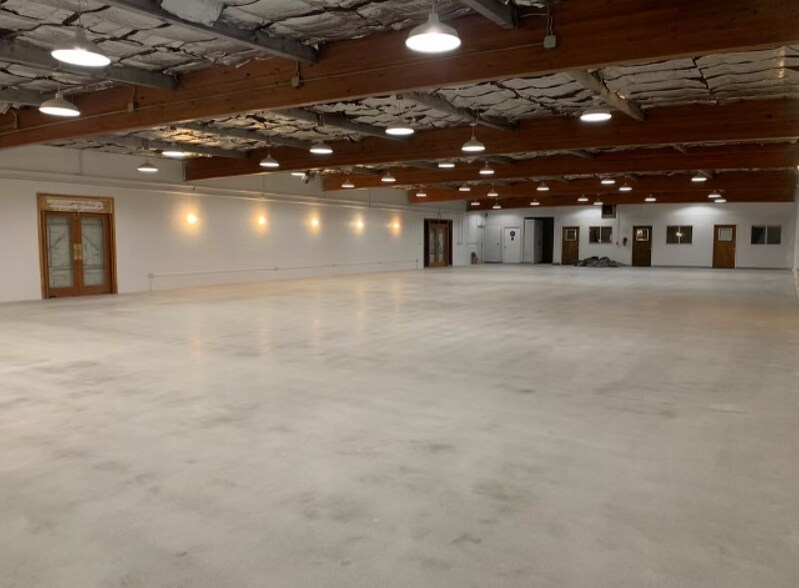 More Photos Of 253 N Rebecca St, Pomona Manufacturing For Sale