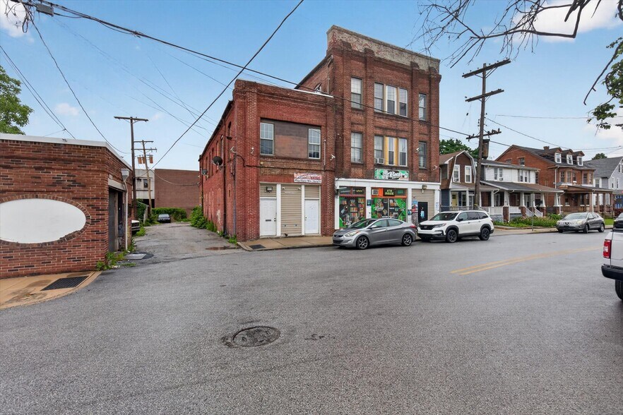 More Photos Of 22 N State St, York Multifamily For Sale