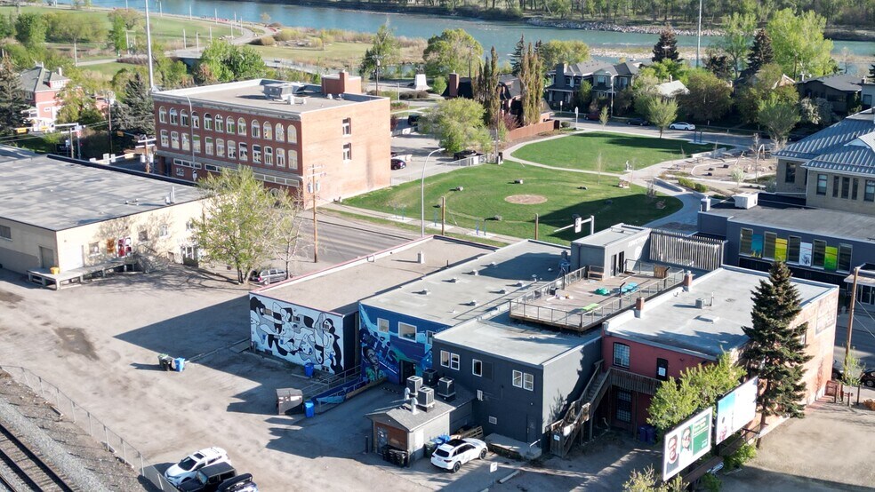 More Photos Of 917 9th Ave SE, Calgary General Retail For Lease